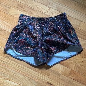 Lululemon running shorts, Size 6